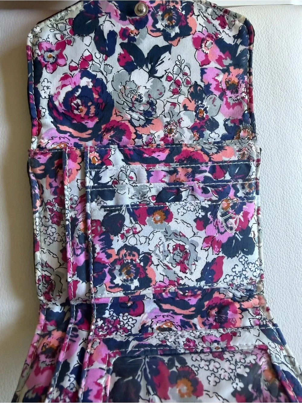 Vera Bradley Black Quilted Compact Wallet - Picture 2 of 5